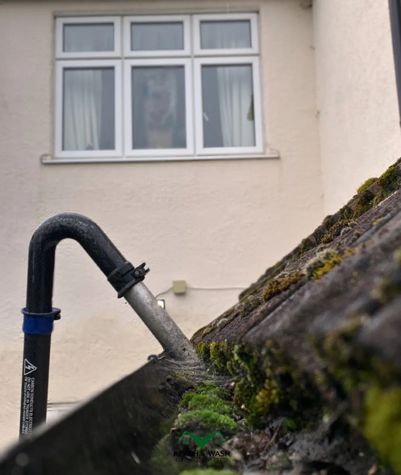 Gutter Cleaning Tools: What Professionals Use to Get the Job Done Right